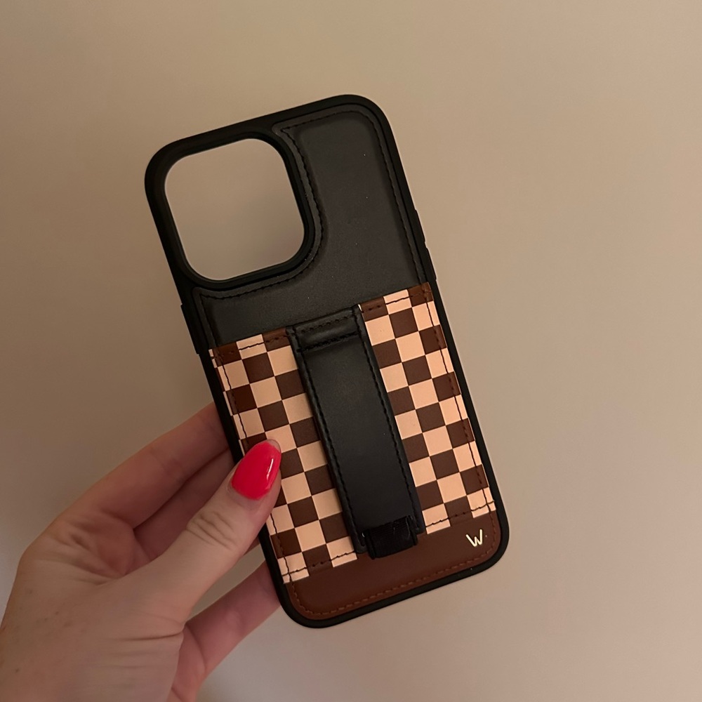 Walli Darlin iPhone 14PM Case